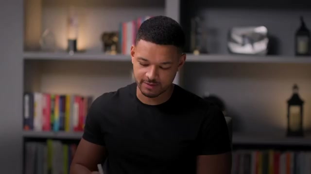 专家摩根·豪泽尔揭示金钱的心理学